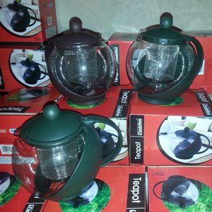 Teapot Steaper Thermal Shock Resistant 3-Cup *NEW IN ORIGINAL BOX*